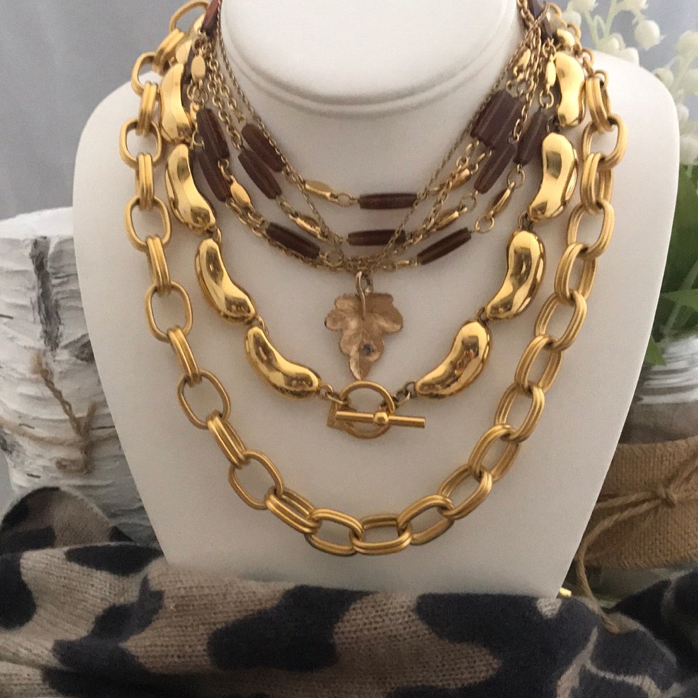 Vintage Anne Klein Kidney Bean Toggle Necklace